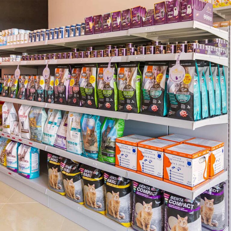 Linea d'arredo per un negozio di Pet Shop